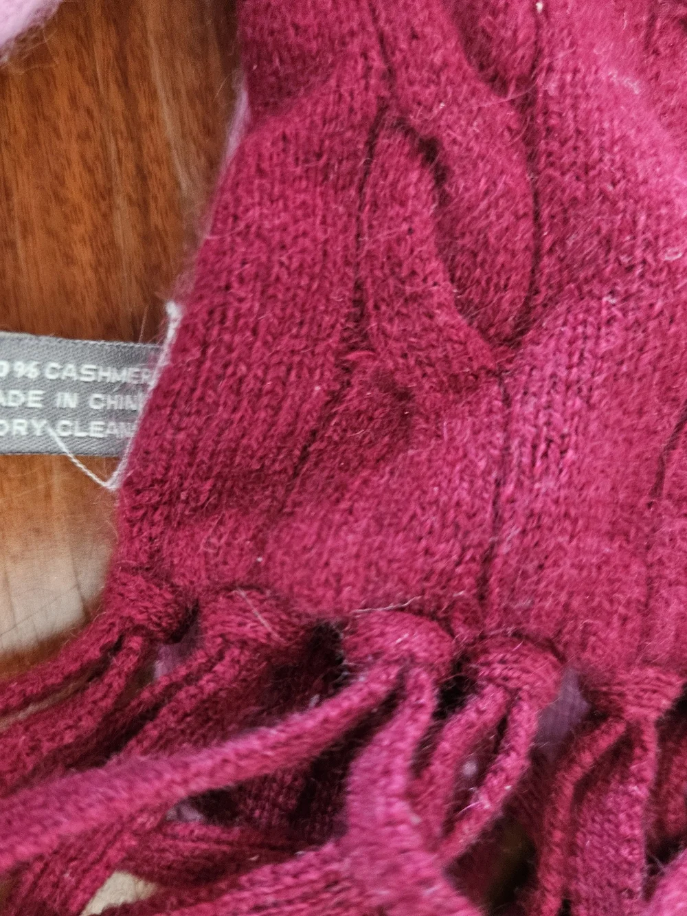 ANN TAYLOR 100% Cashmere Cable Knit Beanie and Scarf Set - Berry Pink